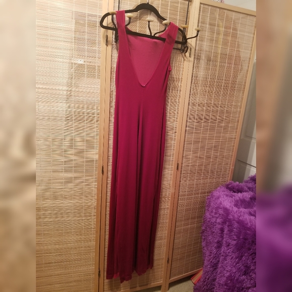 Rampage red velvet sleeveless dress with sparkly flower embellishments - Picture 3 of 4